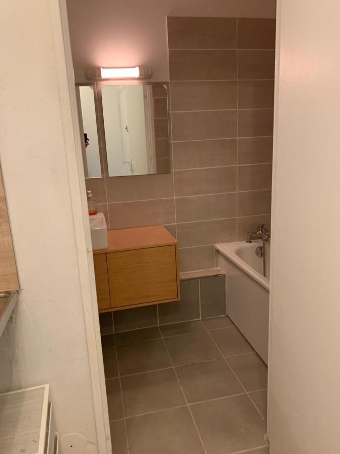 Nimes Studio Les Lavandes Parking Securise Apartment ภายนอก รูปภาพ